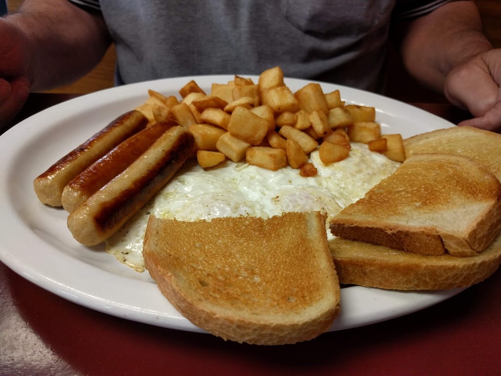 Devine’s Restaurant & Catering | 116 Talbot St E, Jarvis, ON N0A 1J0, Canada | Phone: (519) 587-3506