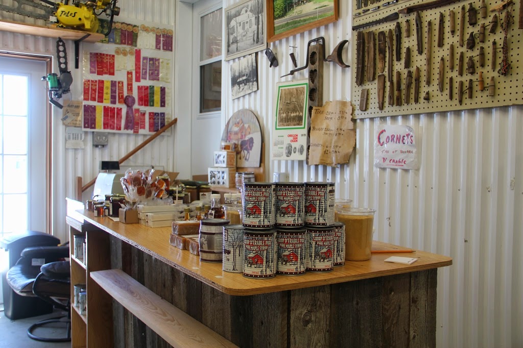 Érablière chez Angelo & Anita | 1631 Chemin Saint-Georges route 153, Sainte-Thècle, QC G0X 3G0, Canada | Phone: (418) 289-2348