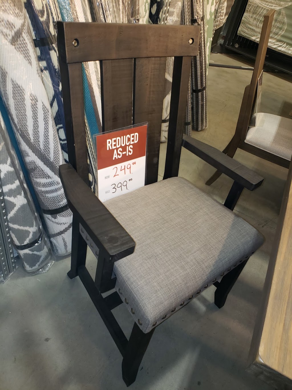 Urban Barn Ontario Warehouse- Pickup Only | 6085 Belgrave Rd Gate #33, Mississauga, ON L5R 4E6, Canada | Phone: (855) 415-9227