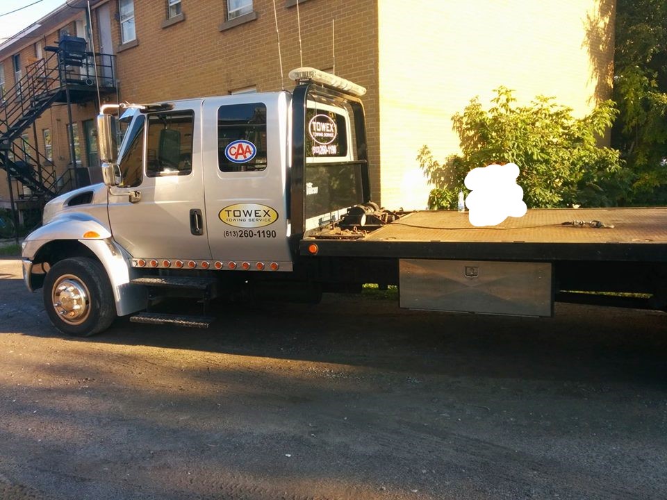 Towex Towing Service | 1402 Lowen Dr, Gloucester, ON K1V 1H3, Canada | Phone: (613) 260-1190