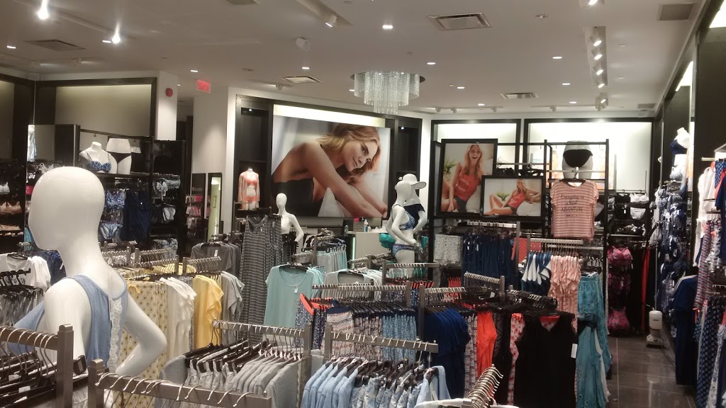 La Vie en Rose Carrefour Laval | CARREFOUR LAVAL, 3035 Boulevard le Carrefour, Laval, QC H7T 1C7, Canada | Phone: (450) 973-9076