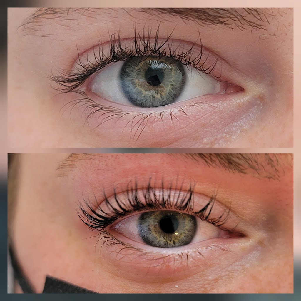 Lashes and Above | 3275 St Joseph Blvd #204, Orléans, ON K1E 3Y2, Canada | Phone: (613) 261-5764