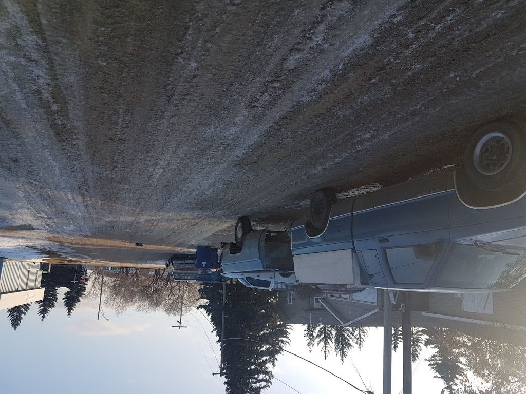 Eds Junk Hauling and Gottahaul.com | Mailing only, 705 Lenore Dr, Saskatoon, SK S7K 5G8, Canada | Phone: (306) 230-6059