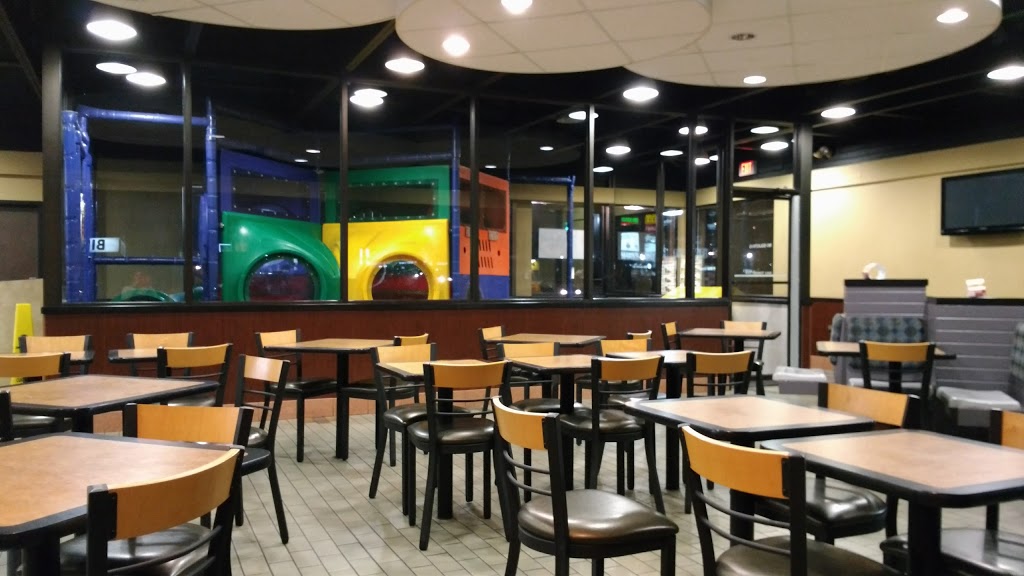 Burger King | 809 Victoria St N, Kitchener, ON N2B 3C3, Canada | Phone: (519) 578-1391