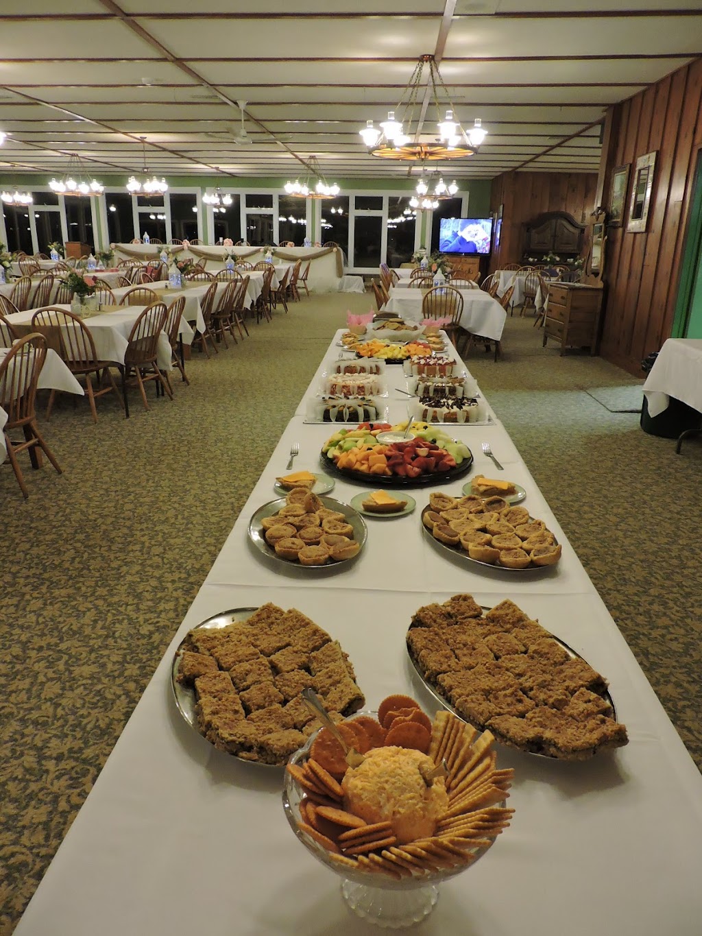 Evergreen Resort | 139 Resort Rd, Wiarton, ON N0H 2T0, Canada | Phone: (519) 534-1868