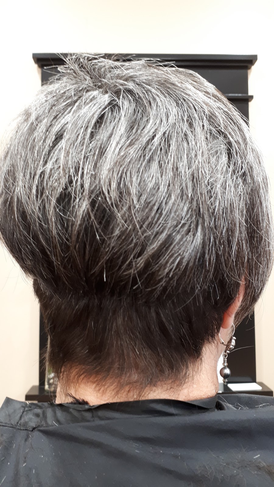 Escape Hair Studio | 650 Progress Ave, Kingston, ON K7M 4W9, Canada | Phone: (613) 384-3711
