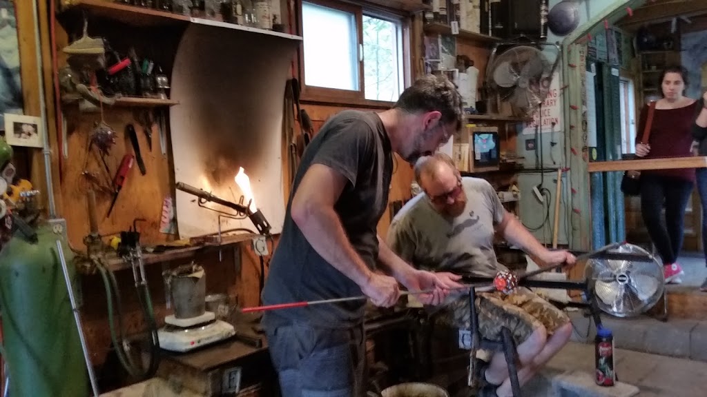 The Hot Shop by Artech Studios | 18639 ON-118, Tory Hill, ON K0L 2Y0, Canada | Phone: (705) 448-9522