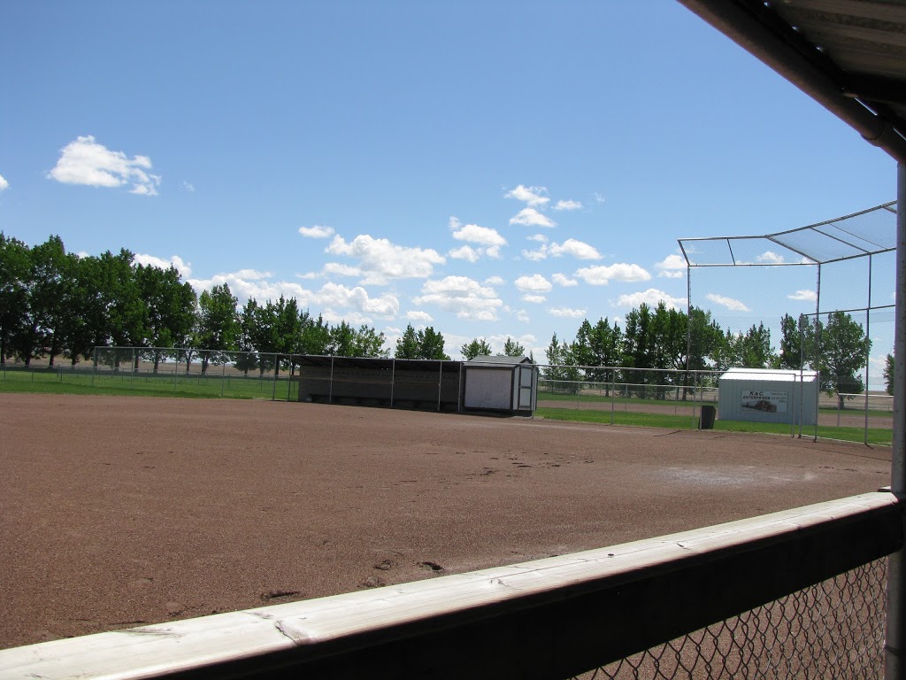 Three Hills Ball Diamonds | 1401-, 1631 Secondary 583 Rd, Three Hills, AB T0M 2A0, Canada | Phone: (403) 443-5822