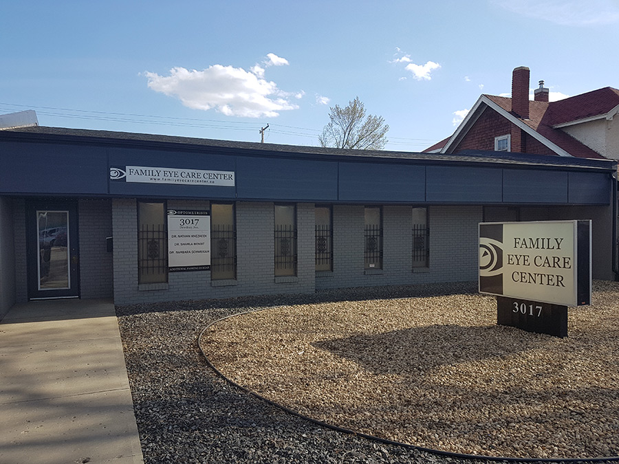 Family Eye Care Center | 3017 Dewdney Ave, Regina, SK S4T 0Y3, Canada | Phone: (306) 522-4055