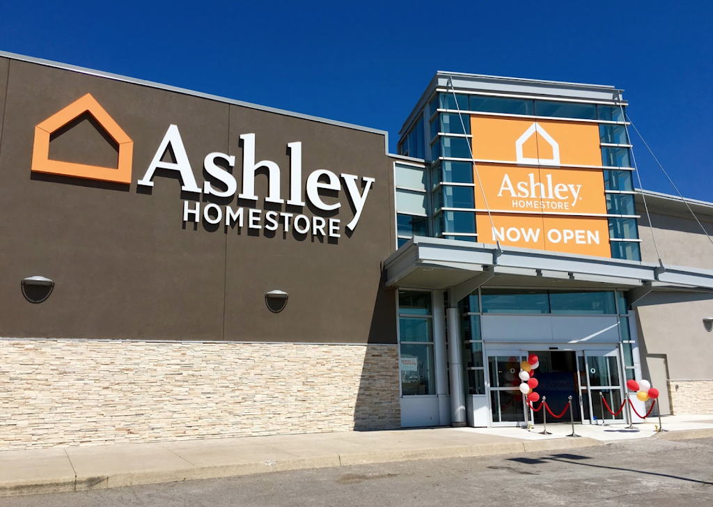 Ashley HomeStore | 3050 Davidson Ct, Burlington, ON L7M 4M9, Canada | Phone: (905) 315-1700