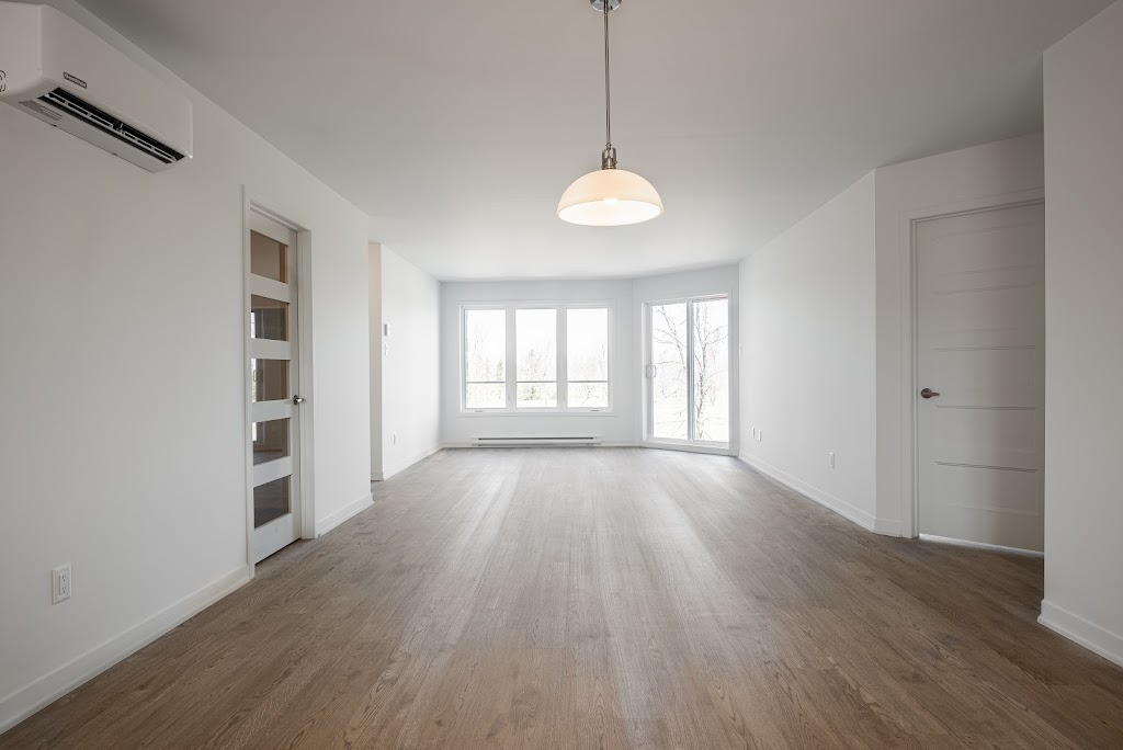 Chambly sur le Golf (Appartements) | 134 Rue Joseph Bresse, Chambly, QC J3L 0W1, Canada | Phone: (438) 372-4603