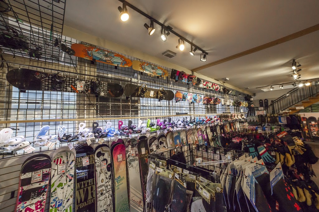 West Coast Sports | 1675 W 4th Ave, Vancouver, BC V6J 1L8, Canada | Phone: (604) 732-4810