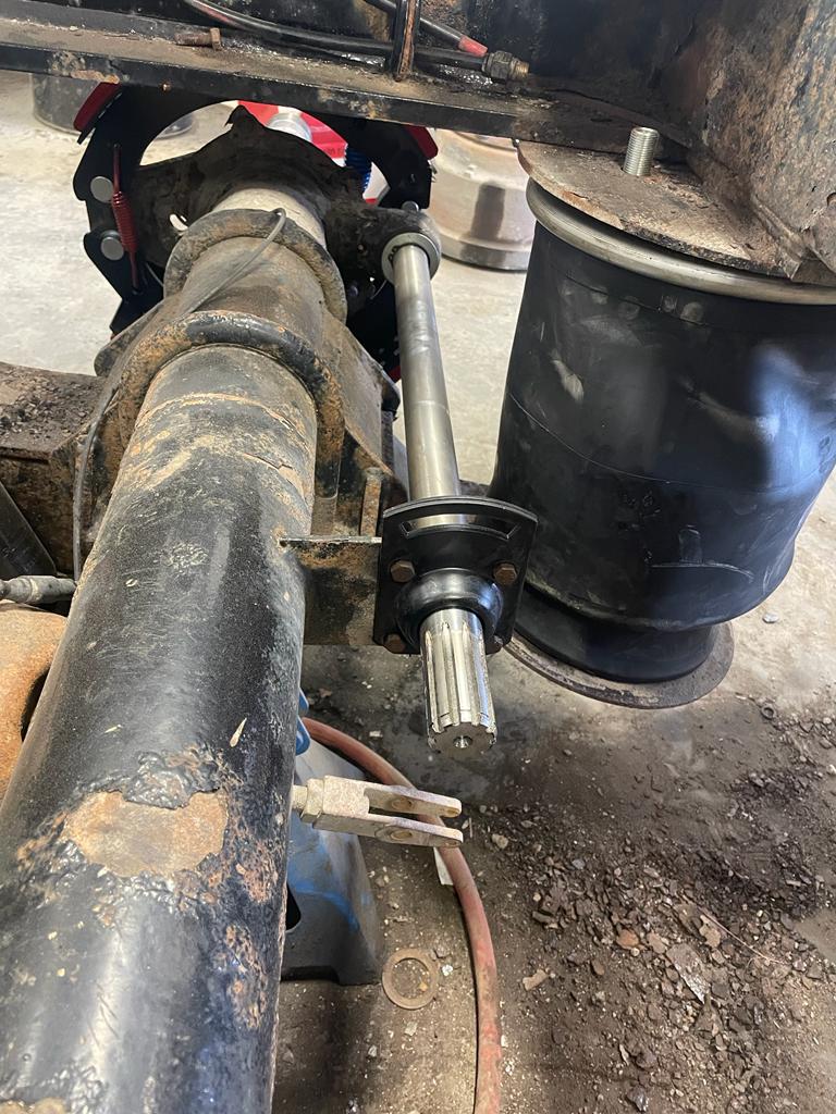 Roadscape truck and trailer repair | 76 Dorge Dr, Winnipeg, MB R3V 1M4, Canada | Phone: (431) 373-1400