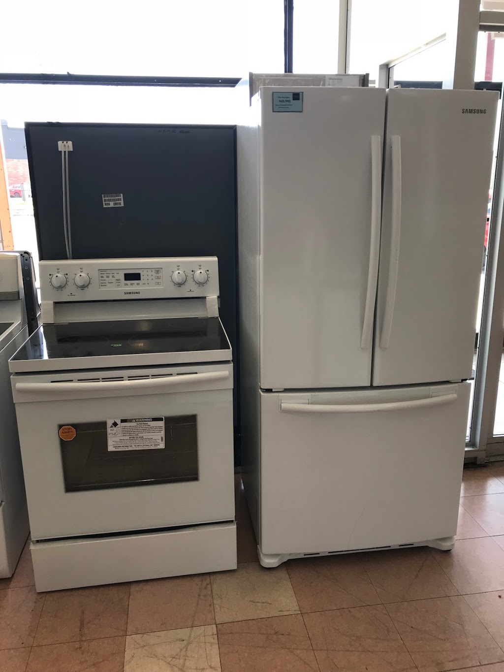 EconoPlus | 8799 Boulevard Newman, LaSalle, QC H8R 1Y9, Canada | Phone: (514) 366-6262
