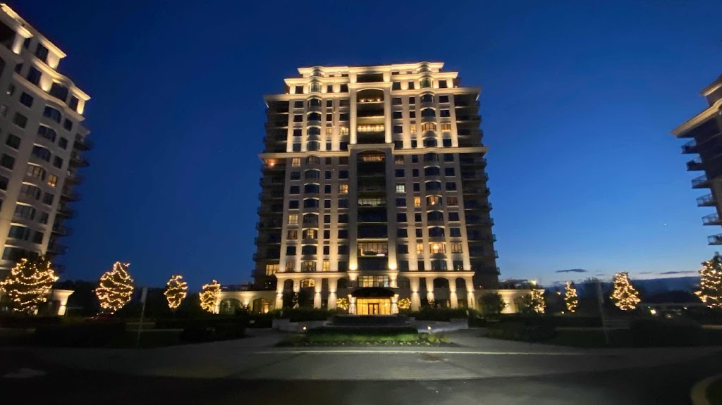 Quintessence | 3710, 3720, 3730, boulevard Saint-Elzear West, Laval, QC H7P 0G6, Canada | Phone: (450) 238-0482