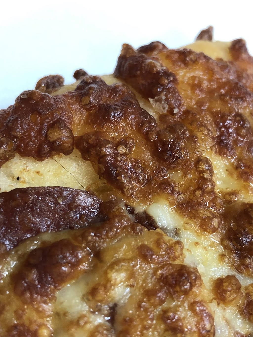 Pizza Hut | 611 Holly Ave, Milton, ON L9T 0K4, Canada | Phone: (905) 636-1233