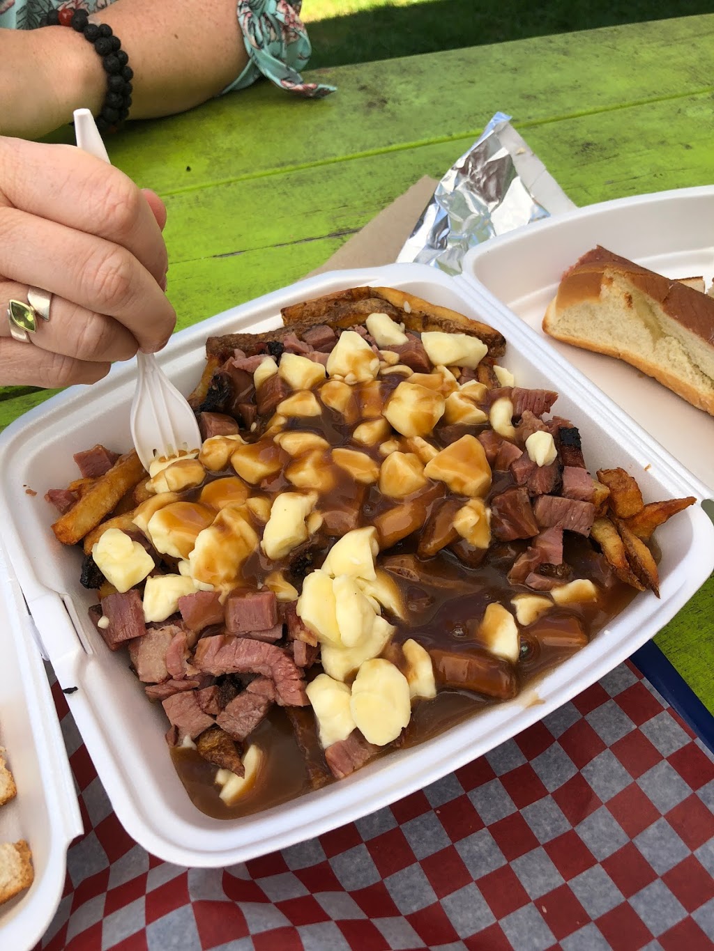 White Sails Bakery & Deli | 12930 Peggys Cove Rd, Tantallon, NS B3Z 2K4, Canada | Phone: (902) 826-1966