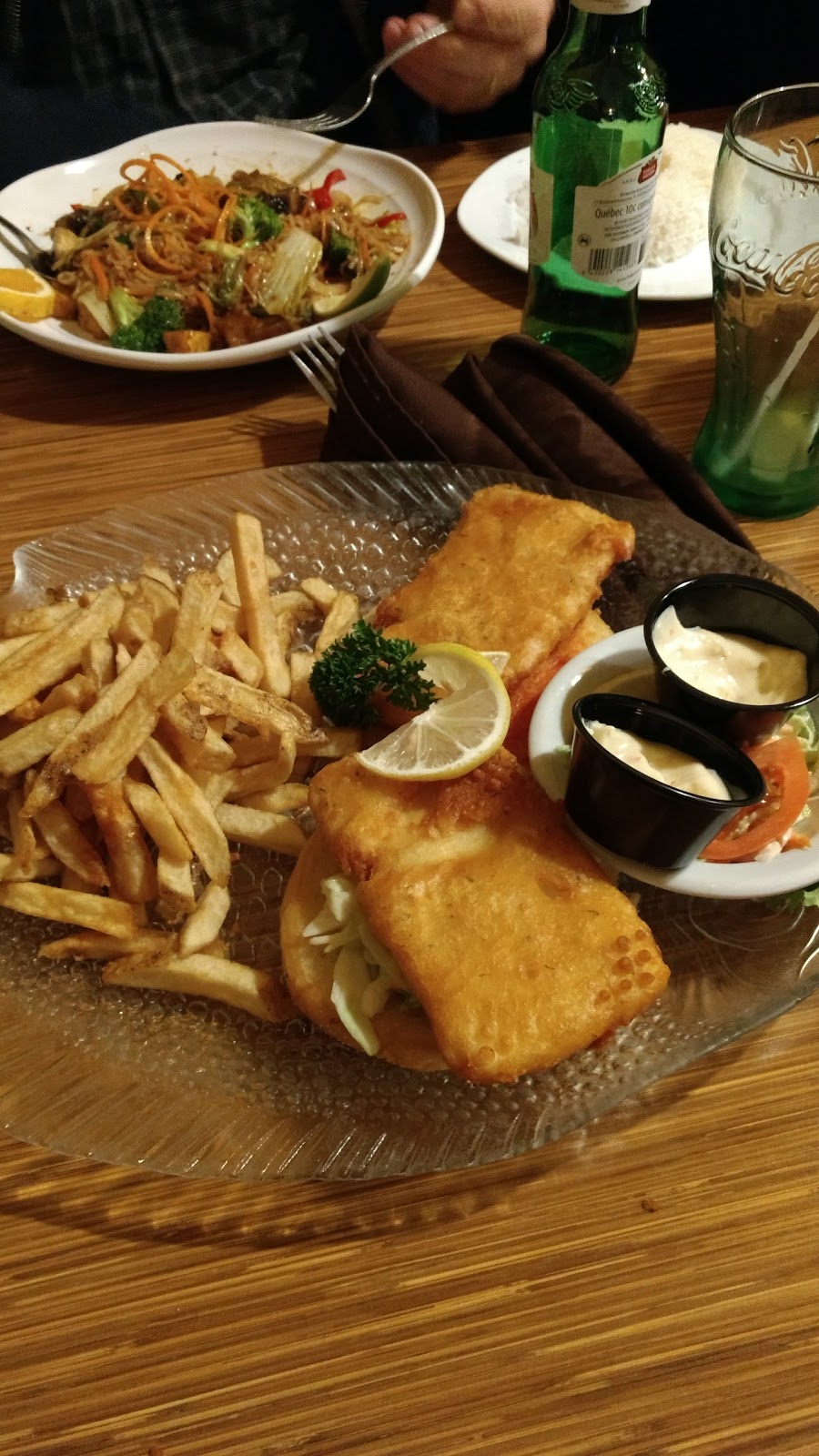 Anke & Tonys Seafood Restaurant | 2037 Long Lake Rd Unit 3&4, Sudbury, ON P3E 6J9, Canada | Phone: (705) 523-4567