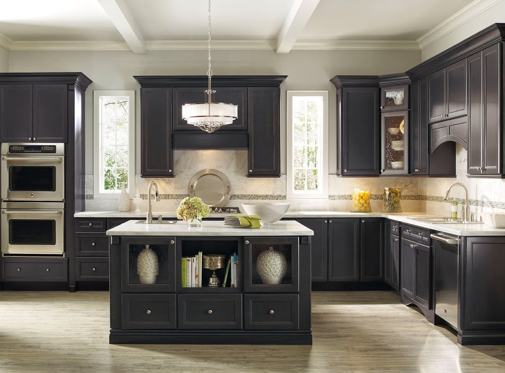Magnum Kitchens | 1885 Drew Rd #6, Mississauga, ON L5S 1J5, Canada | Phone: (905) 405-8800