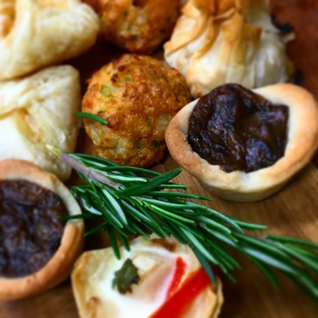 The Platter Company | 175 Plains Rd E unit 1, Burlington, ON L7T 2C4, Canada | Phone: (905) 464-1138