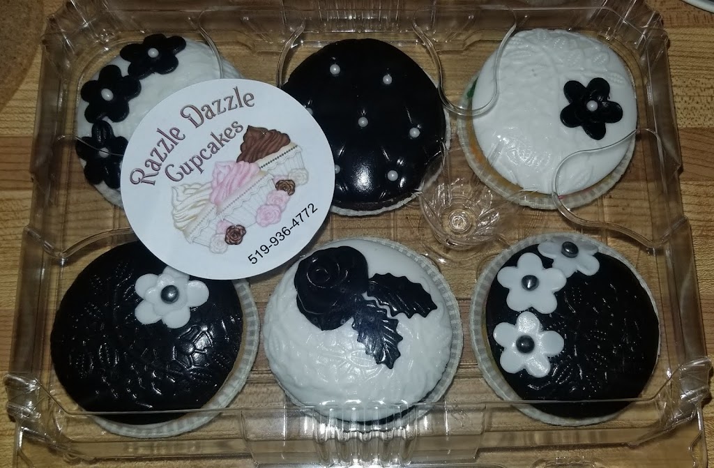 Razzle Dazzle Cupcakes | 319 Springbank Dr, London, ON N6J 1G6, Canada | Phone: (519) 663-9973