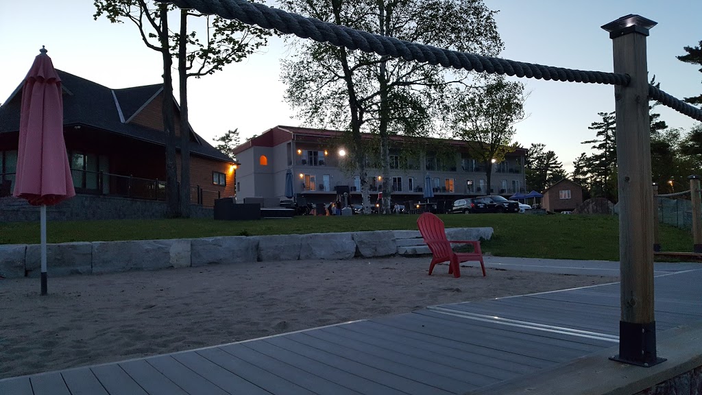 Wasaga Riverdocks Hotel Suites | 361 Mosley St, Wasaga Beach, ON L9Z 2J8, Canada | Phone: (705) 422-2121