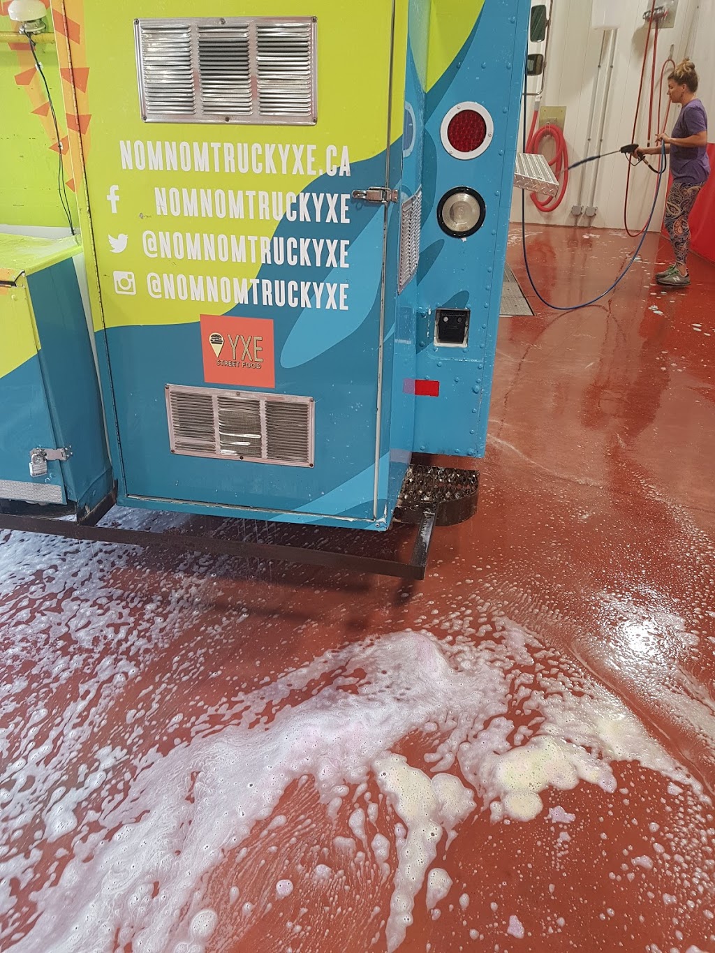 Saskatoon Wash World | 705 66th St, Saskatoon, SK S7P 0E4, Canada | Phone: (306) 242-4066