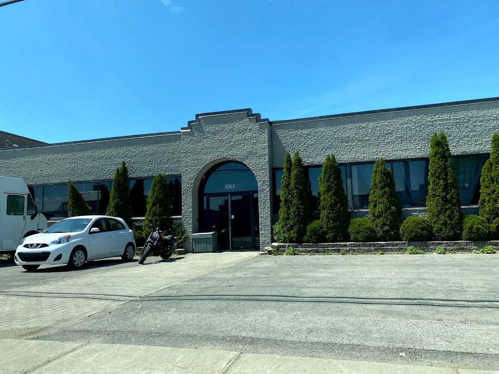 Global Events | 8531 Chem. Delmeade, Mont-Royal, QC H4T 1M1, Canada | Phone: (514) 341-1188