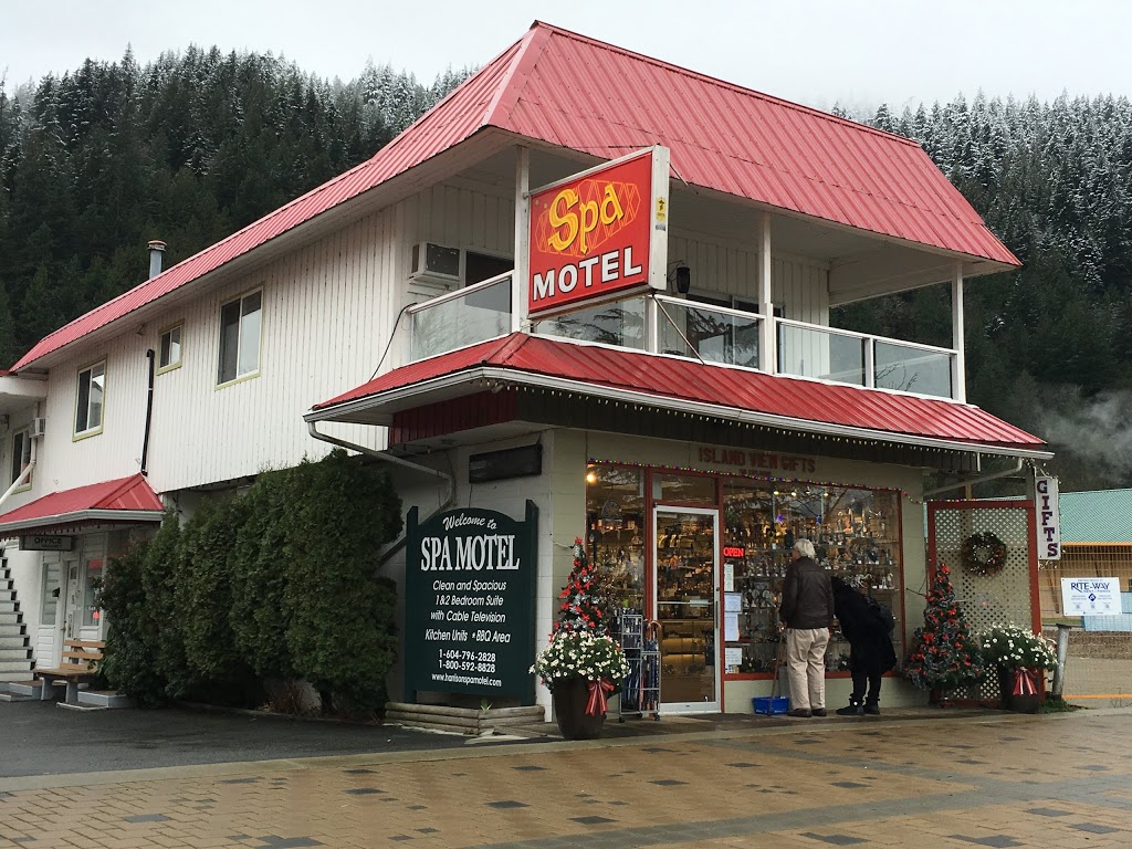 Harrison Spa Motel | 140 Esplanade Ave, Harrison Hot Springs, BC V0M 1K0, Canada | Phone: (604) 796-2828