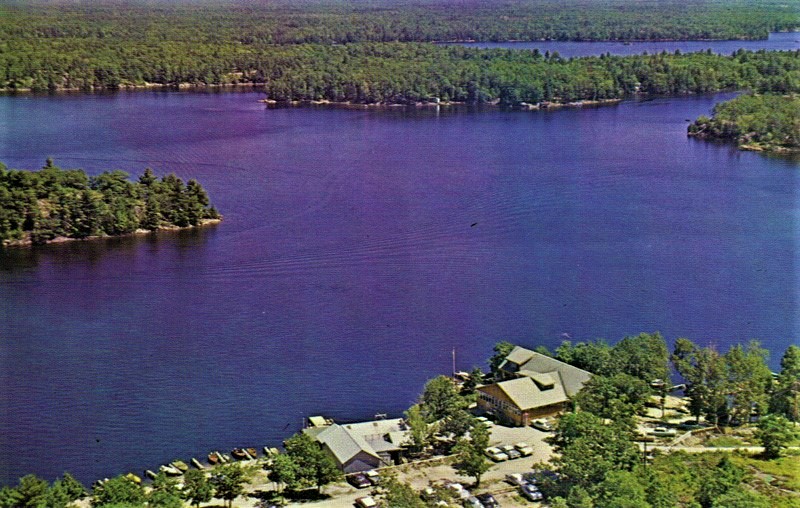 Wawautosa Trading Post | 169 Crooked Bay Rd, Severn, ON L0K 1S0, Canada | Phone: (705) 756-2681