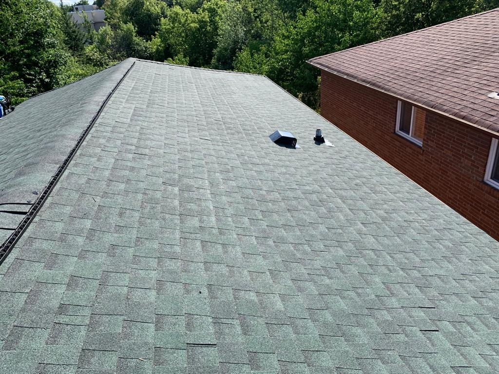 Omnipotent Roofing | York Mills Rd, North York, ON M3A 1X9, Canada | Phone: (437) 214-6208