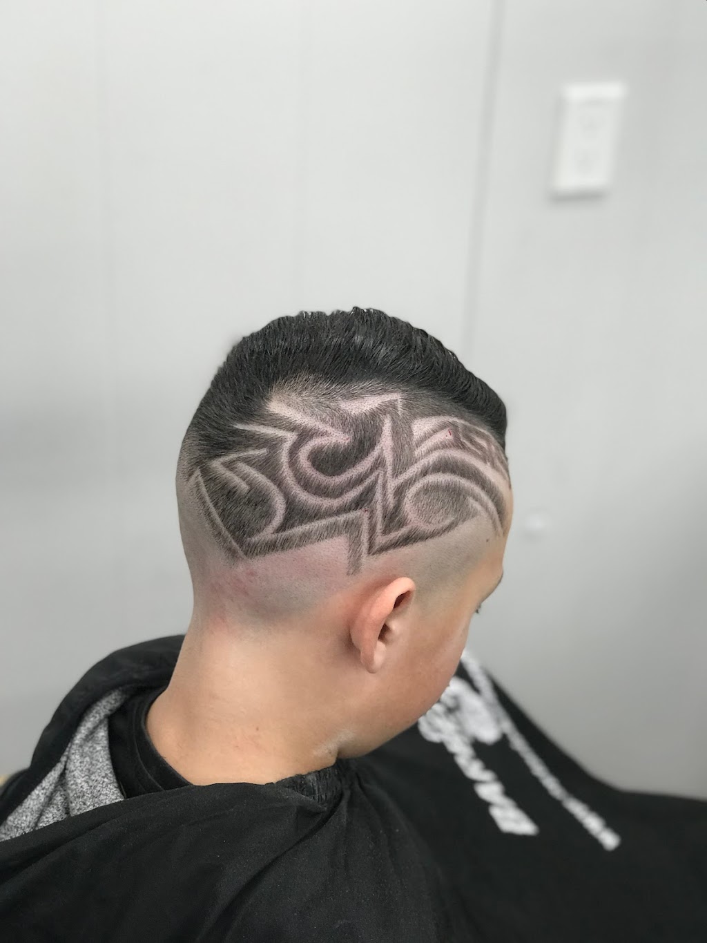 Eclipse barbershop & grooming lounge inc | hair care | 29 Paris St, Alliston, ON L9R 1J3, Canada | 7057178777 OR +1 705-717-8777