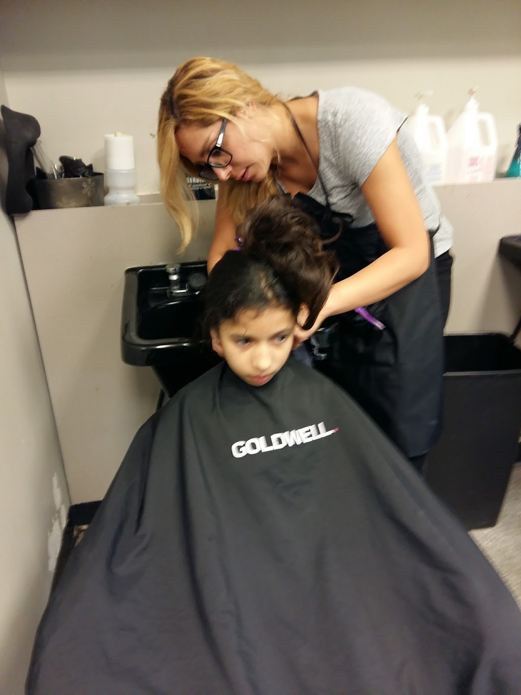 First Choice Haircutters | 3920 Grand Park Dr, Mississauga, ON L5B 4M6, Canada | Phone: (905) 897-5013