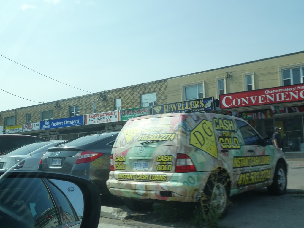 Del Monte Custom Cleaners | 1124 The Queensway, Etobicoke, ON M8Z 1P7, Canada | Phone: (416) 259-5511