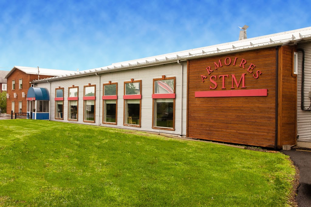 Armoires STM | 8245 Boulevard Laframboise, Saint-Hyacinthe, QC J2R 1E8, Canada | Phone: (450) 796-5696