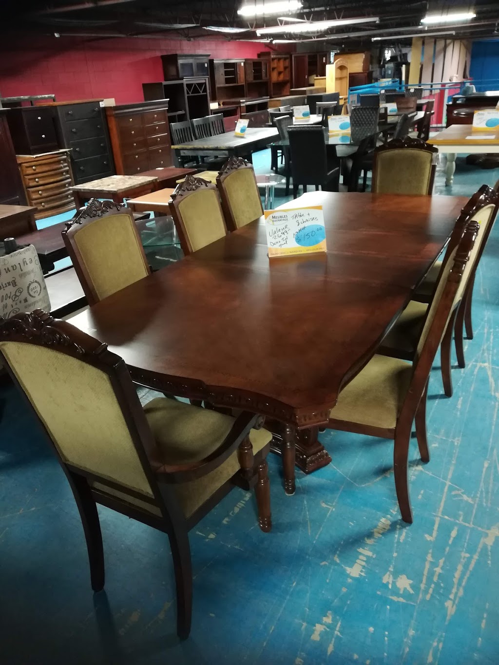 Meubles & Davantage | 1555 Boulevard Industriel, Farnham, QC J2N 2X3, Canada | Phone: (450) 293-4727