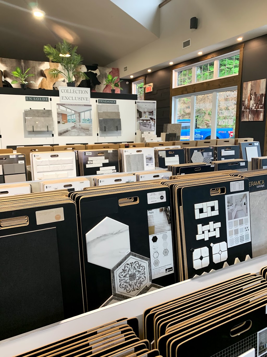 Cera-Nord Centre du Couvre Plancher | 676 Rue de Saint Jovite, Mont-Tremblant, QC J8E 3J8, Canada | Phone: (819) 425-5252
