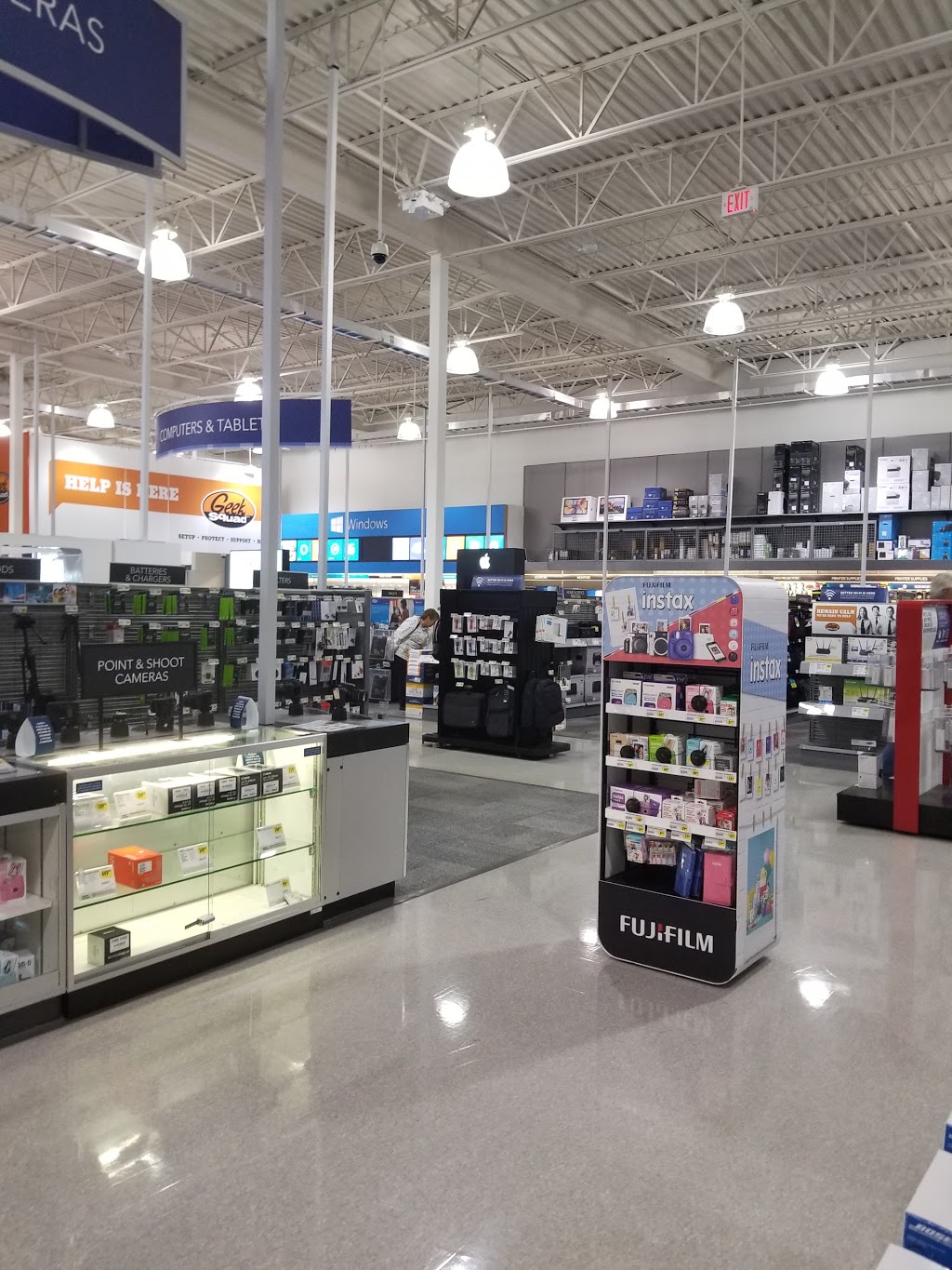 Best Buy | 2267 160 St, Surrey, BC V3Z 9N6, Canada | Phone: (604) 535-5660