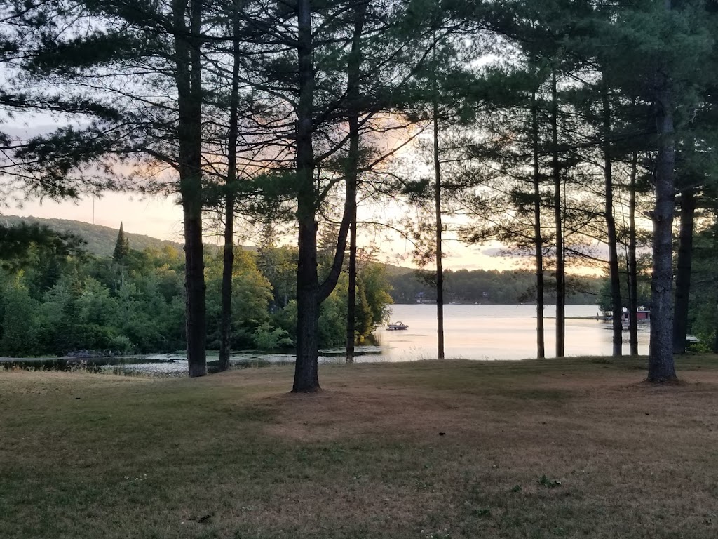 Pine Cliff Resort | 10 Allingham Ln, Combermere, ON K0J 1L0, Canada | Phone: (613) 756-3014