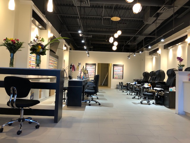 Lotus Noir Ongles SPA Inc. | 2495 Boul Saint-Martin Est Suite 5, Laval, QC H7E 4X6, Canada | Phone: (450) 975-0505