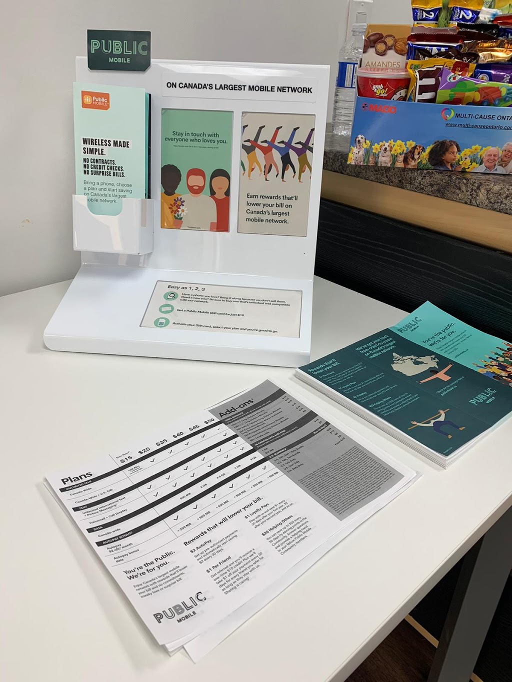 Public Mobile - Authorized Dealer | 25 Oxford St W, London, ON N6H 1R2, Canada | Phone: (226) 700-0157