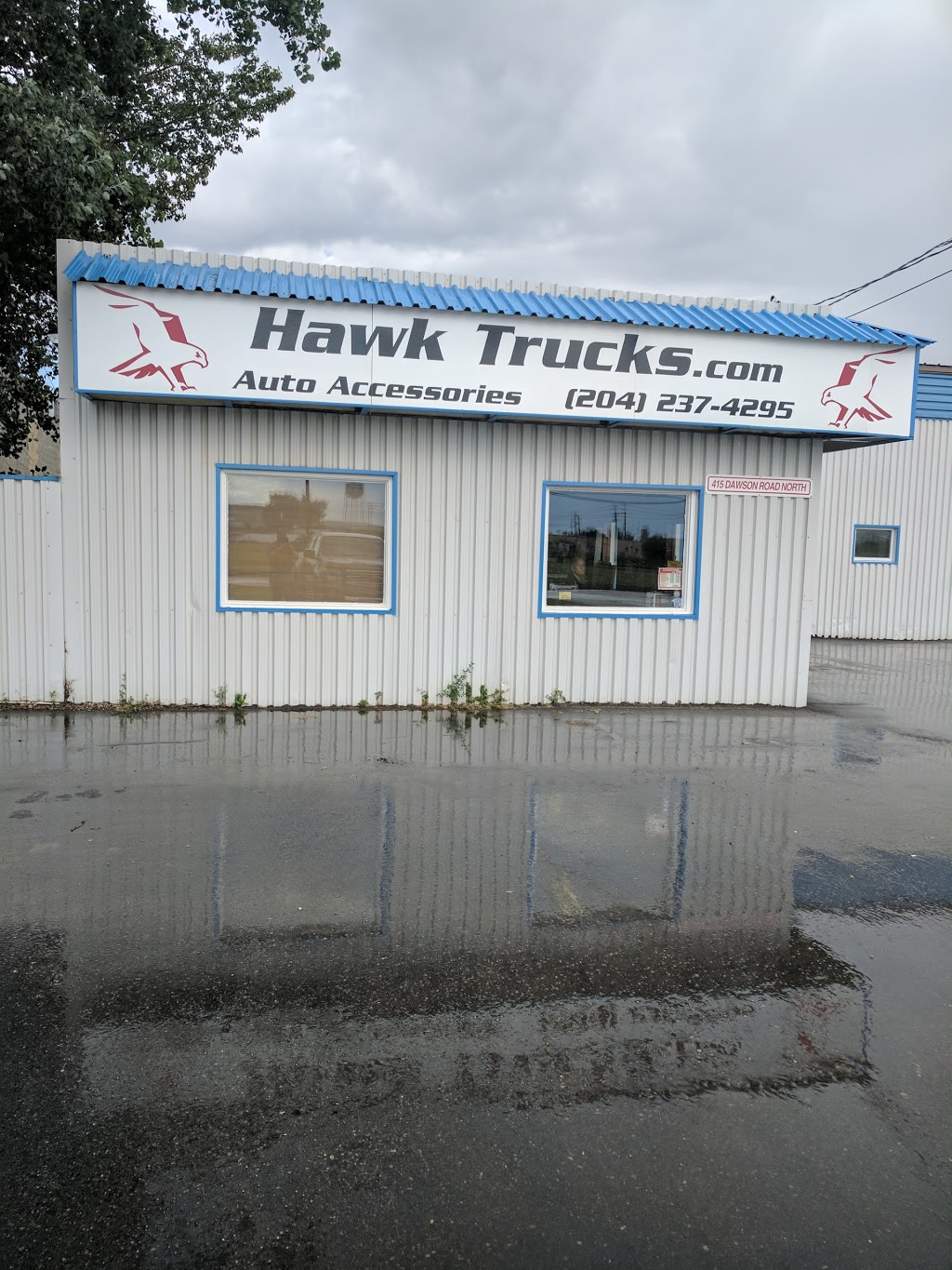 Hawk Auto & Truck Accessories | 415 Dawson Rd N, Winnipeg, MB R2J 0S8, Canada | Phone: (204) 237-4295