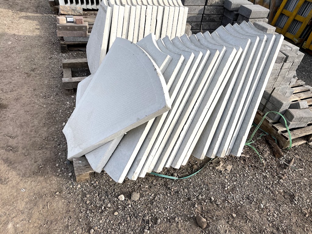 D & J Paton Bros Landscape Supplies | 21463 Clarke Rd, Arva, ON N0M 1C0, Canada | Phone: (519) 266-6943