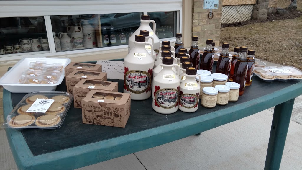 Hillside Variety and Bulk Foods Store | 1340 King St N, St. Jacobs, ON N0B 2N0, Canada | Phone: (519) 664-0344