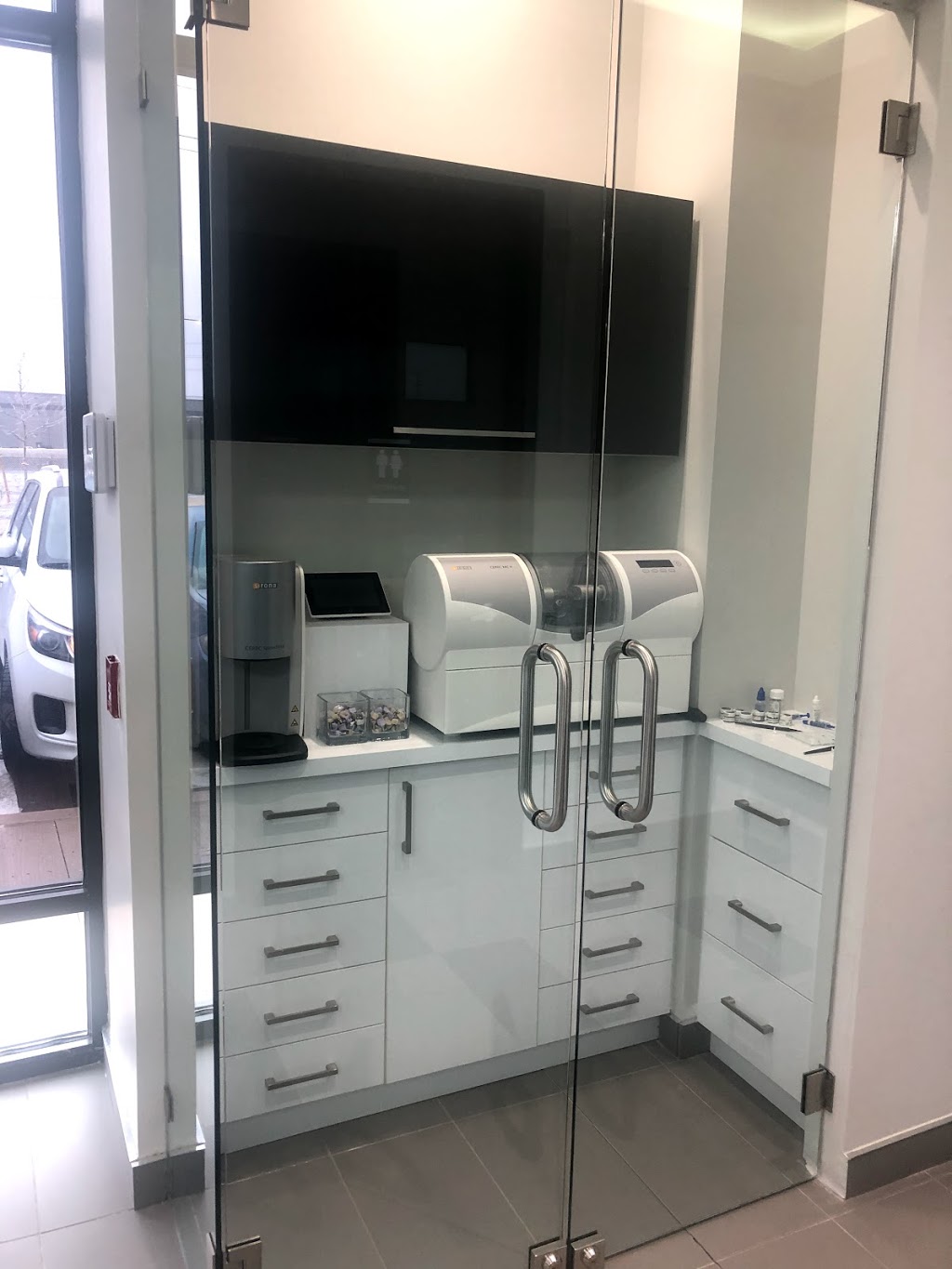 Skyview Dentistry | 825 N Service Rd #108, Hamilton, ON L8E 0J7, Canada | Phone: (905) 643-3636