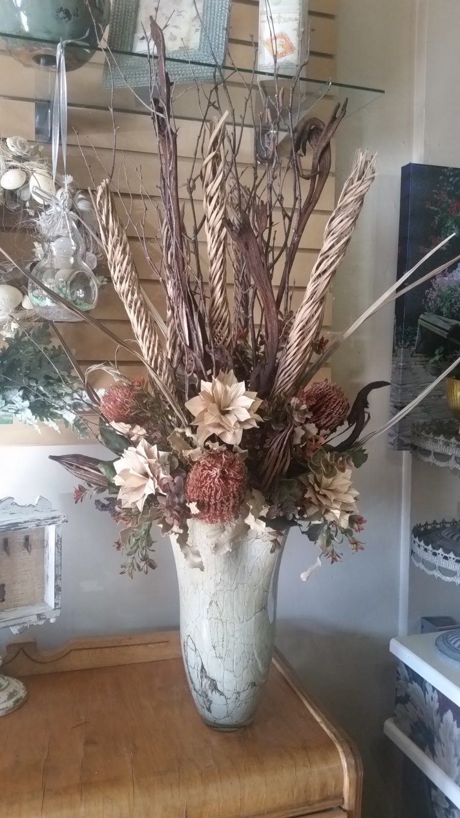 Flowers By Design | 1936 Wyandotte St E, Windsor, ON N8Y 1E4, Canada | Phone: (519) 252-9829