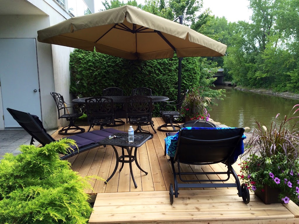 Céline Foley courtier immobilier RE/MAX ACTION | 8280 Bd Champlain, LaSalle, QC H8P 1B5, Canada | Phone: (514) 592-9756