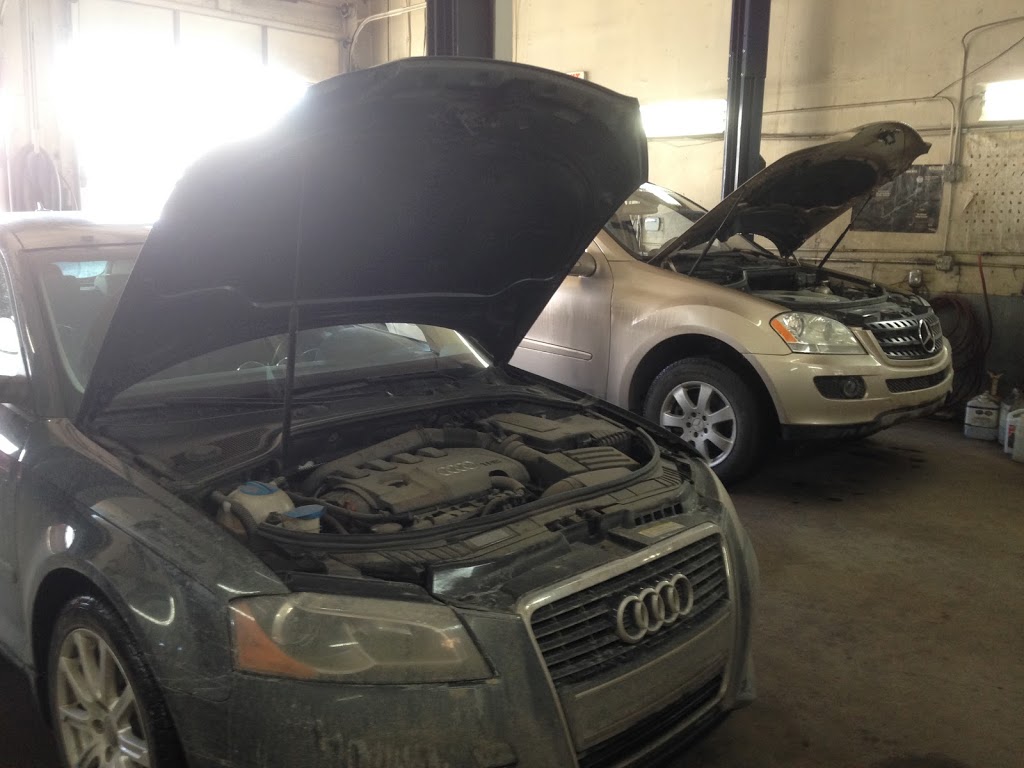 Westmount Auto Centre Ltd | 2001 Bowness Rd NW, Calgary, AB T2N 3K9, Canada | Phone: (403) 270-3412