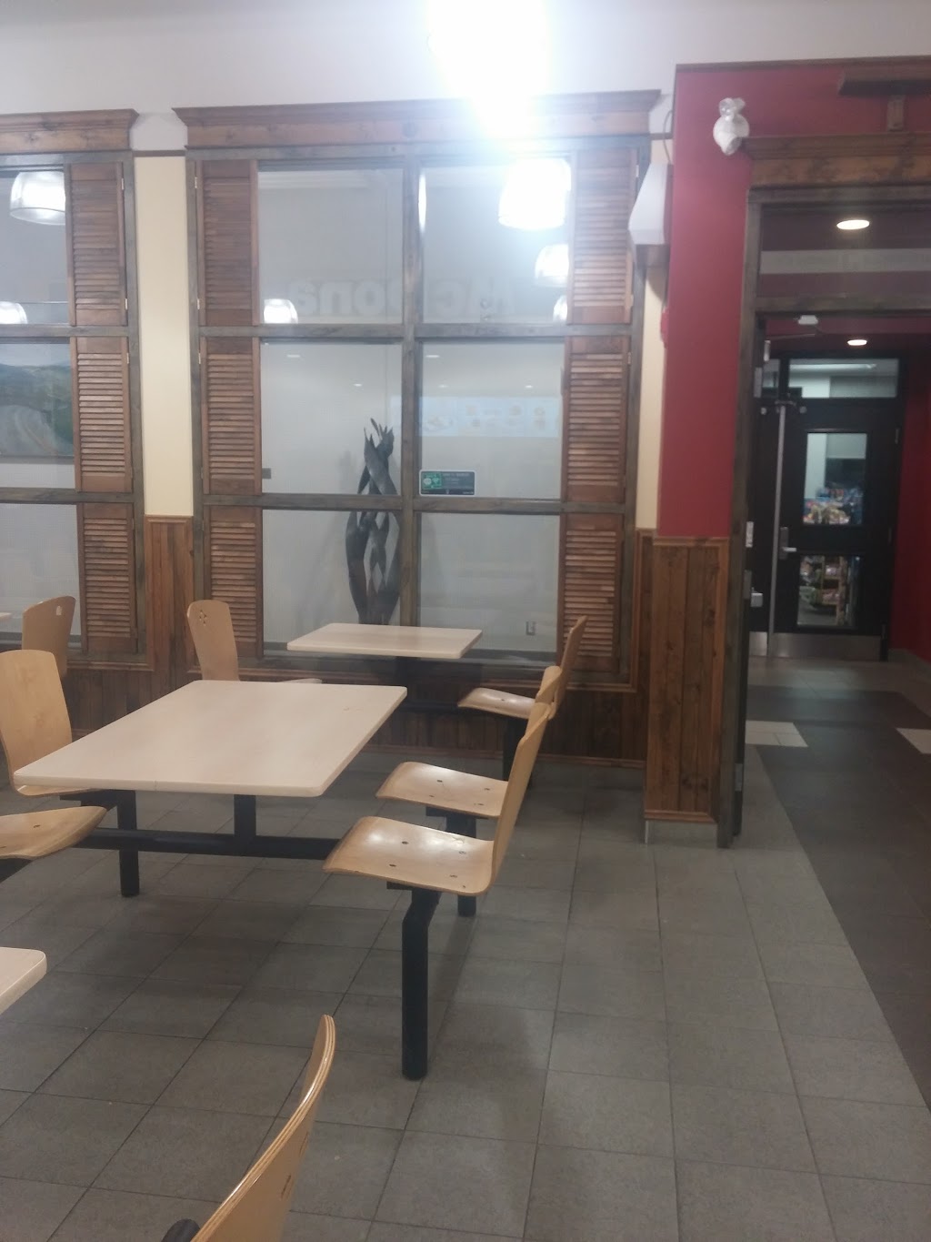Aire de service de Melbourne | 1035 QC-243, Melbourne, QC J0B 2B0, Canada
