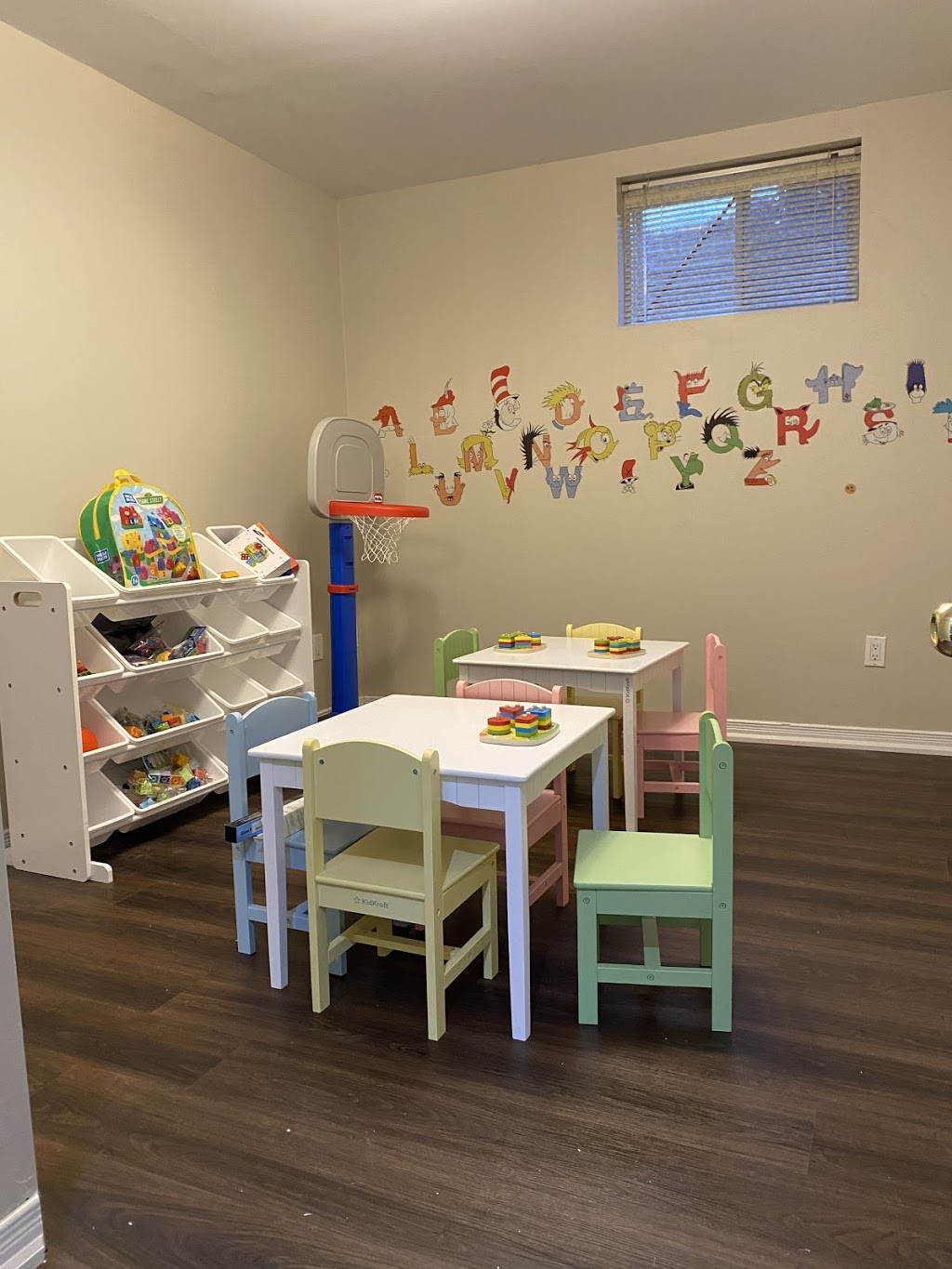 Edenrose Child Care Services | 1370 Norenko Ct, Mississauga, ON L5V 2M8, Canada | Phone: (647) 355-0926
